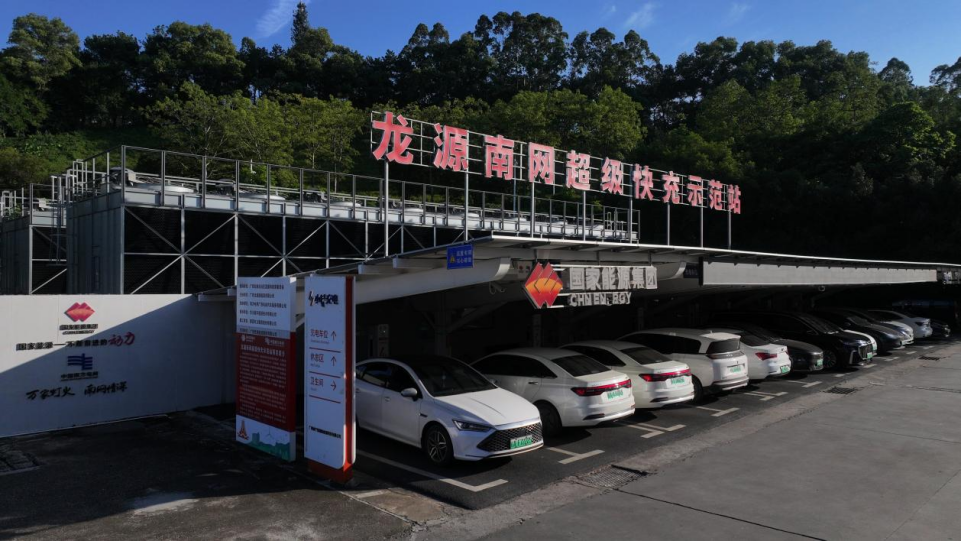 <cmspro_document field='title'>标题</cmspro_document>